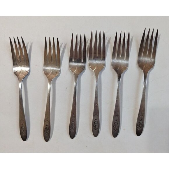 6 vintage Oneida Bird of Paradise 1923 Community silver plate Salad  Forks  6" - Picture 1 of 8